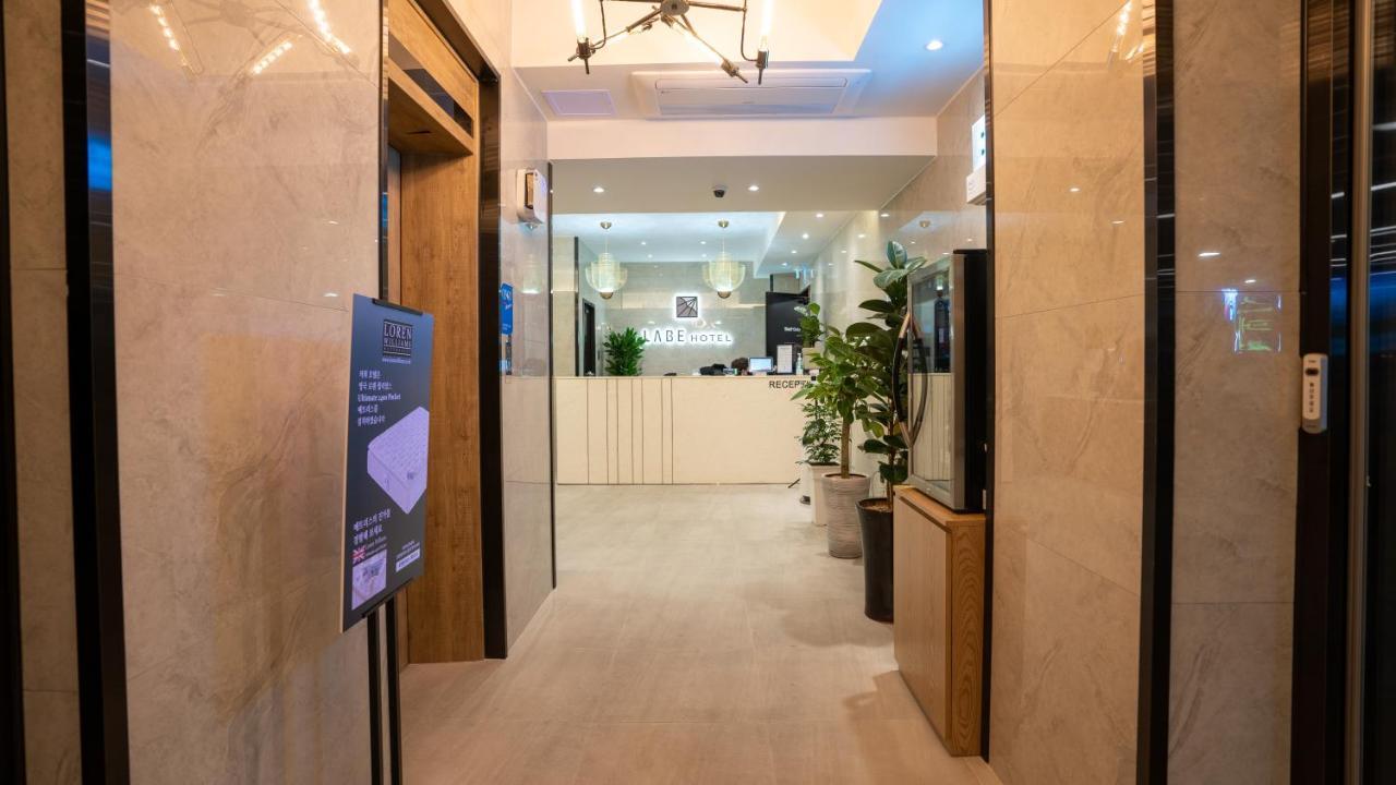 Labe Hotel Jeonju Exteriör bild