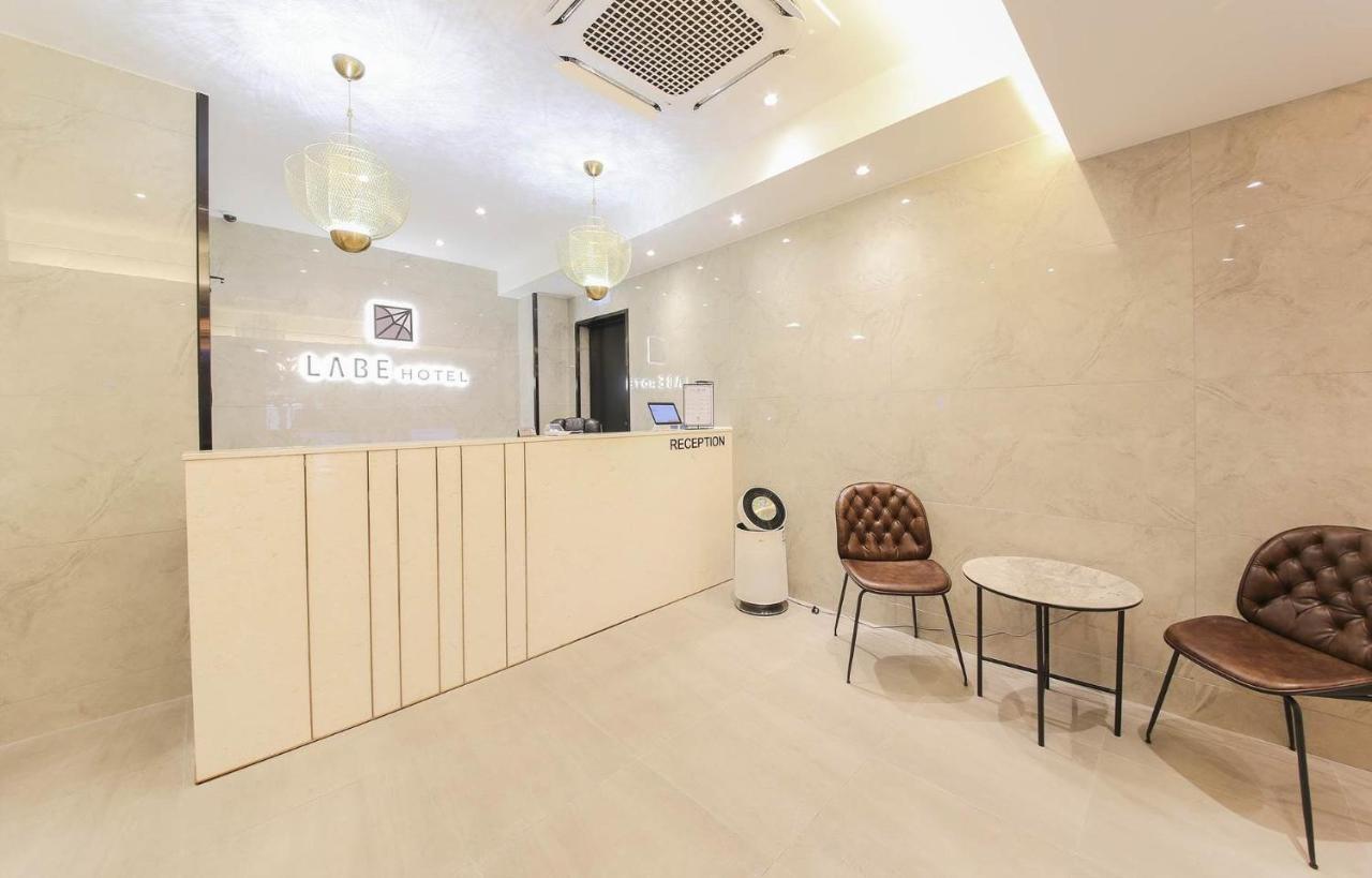 Labe Hotel Jeonju Exteriör bild