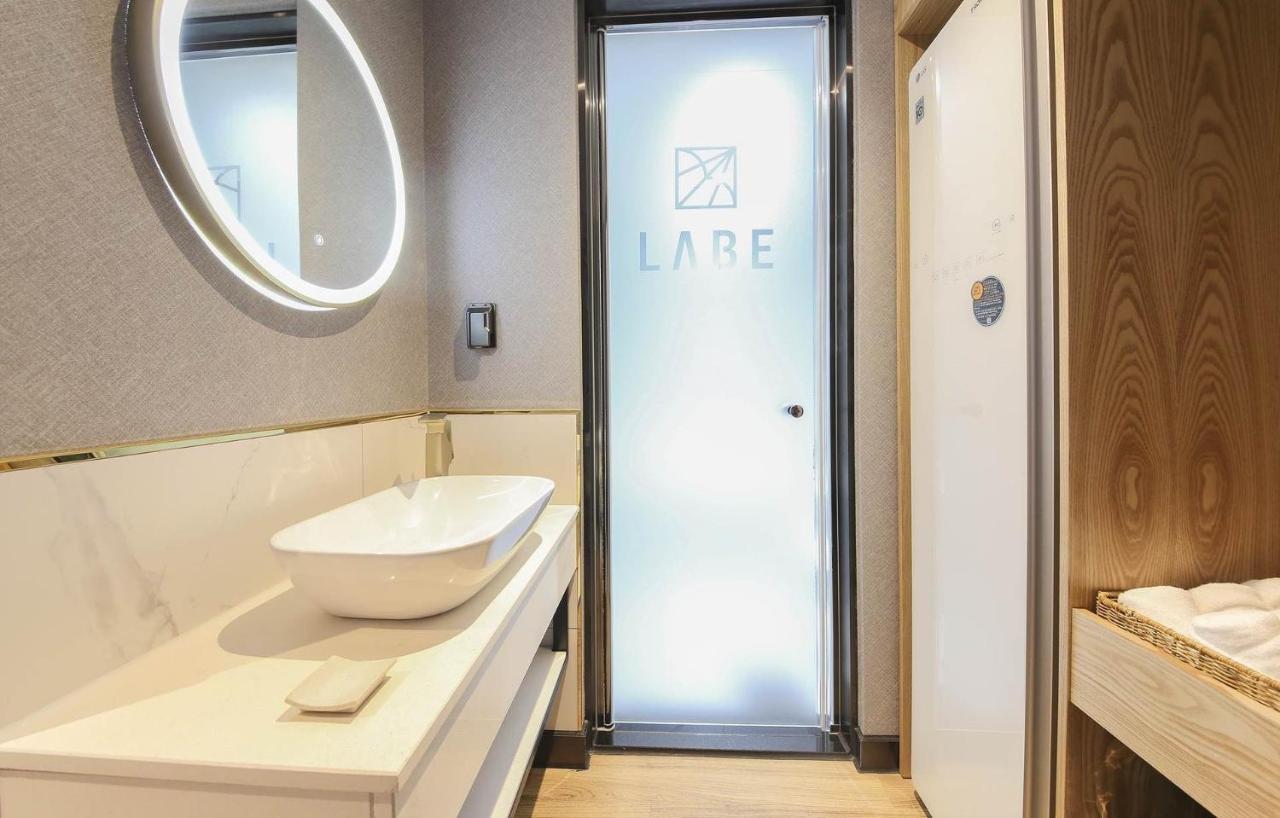 Labe Hotel Jeonju Exteriör bild