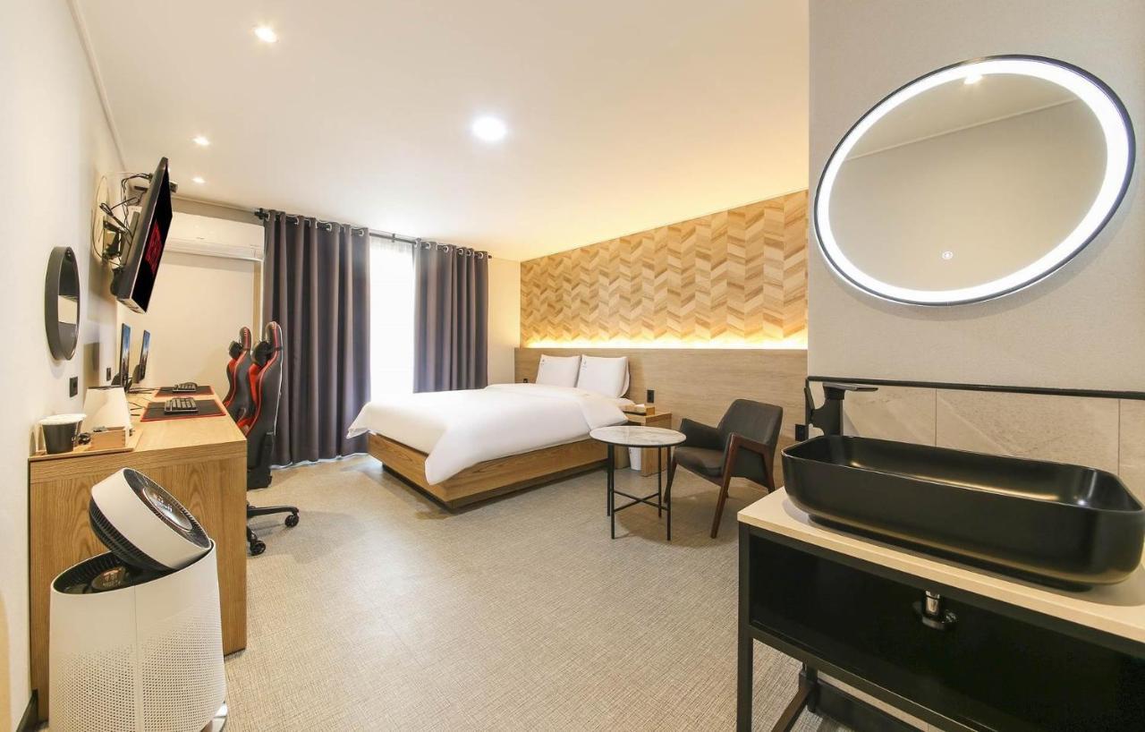 Labe Hotel Jeonju Exteriör bild