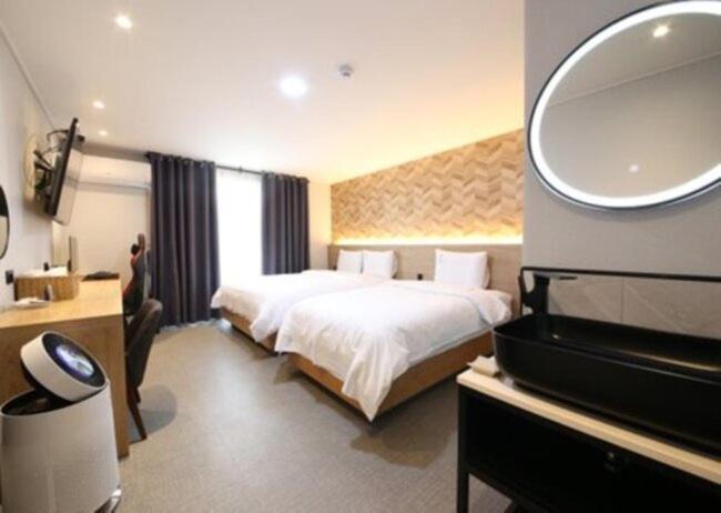 Labe Hotel Jeonju Exteriör bild
